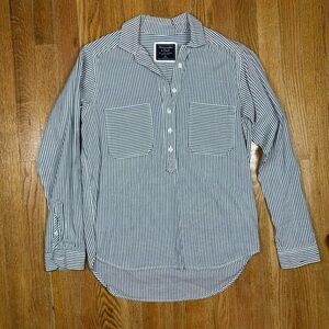 Abercrombie & Fitch blue and white striped button down